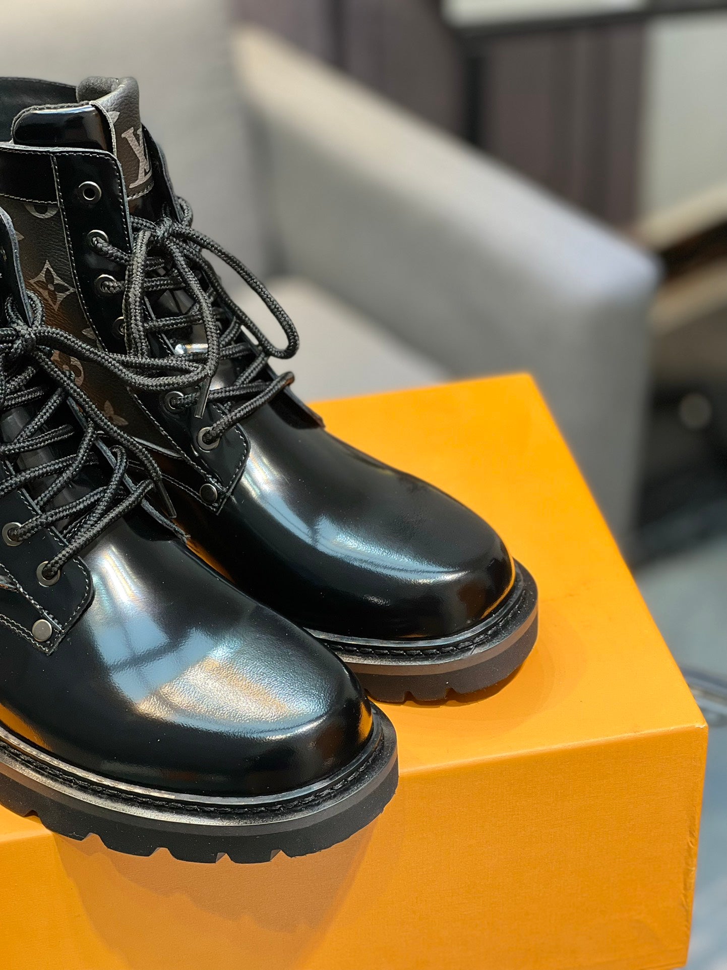 LuxluxHouse Best Quality Louis Vuitton Dress Shoes