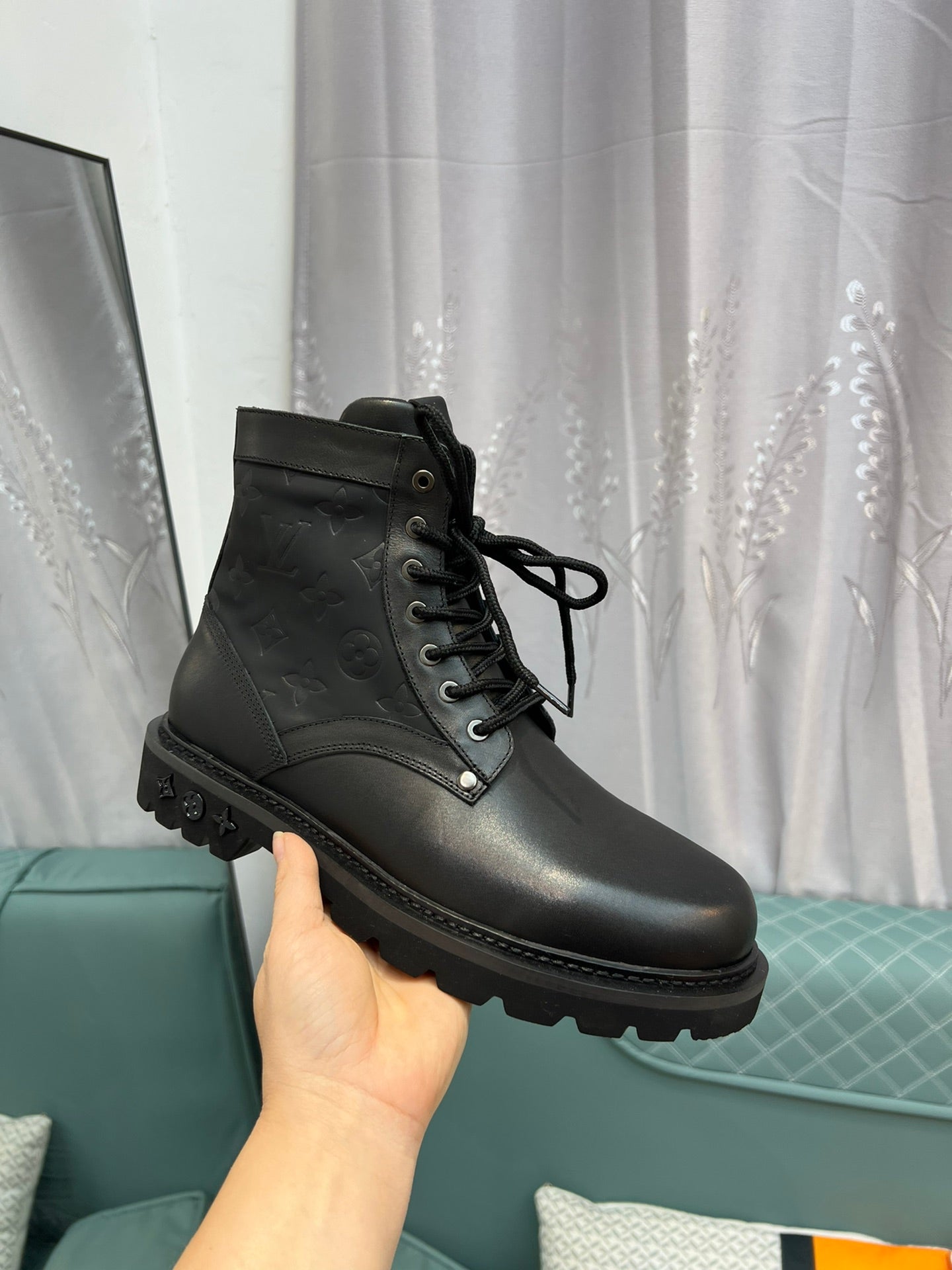 LuxluxHouse Best Quality Louis Vuitton Dress Shoes