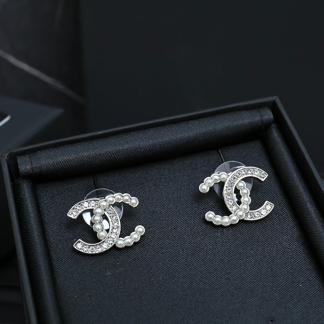 LuxluxHouse Best Quality Accessories Chanel Earrings