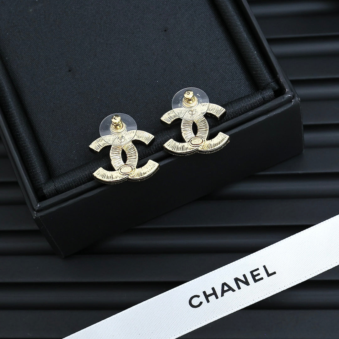LuxluxHouse Best Quality Accessories Chanel Earrings