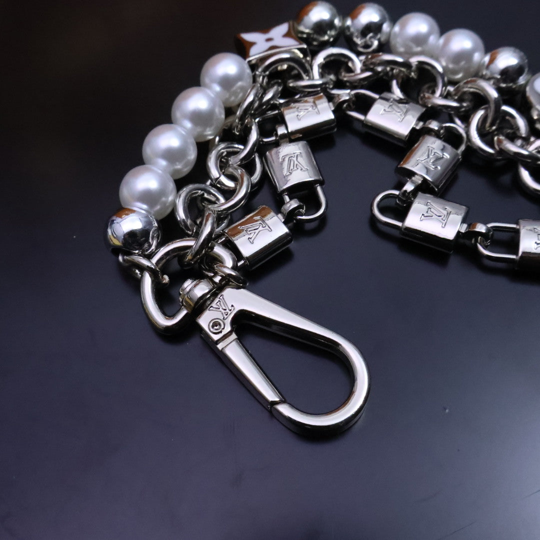 LuxluxHouse Best Quality Accessories Keychain Louis Vuitton