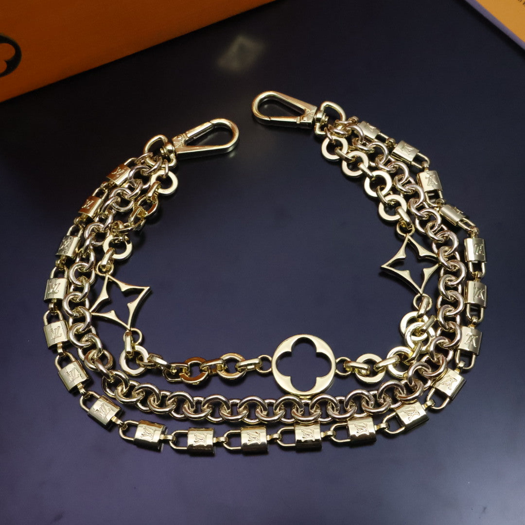 LuxluxHouse Best Quality Accessories Keychain Louis Vuitton