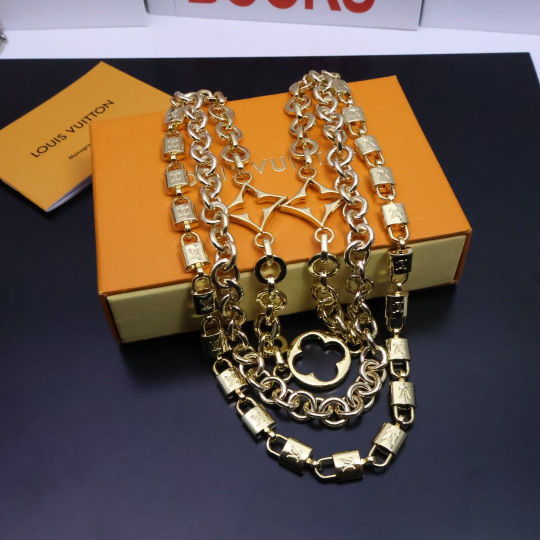 LuxluxHouse Best Quality Accessories Keychain Louis Vuitton