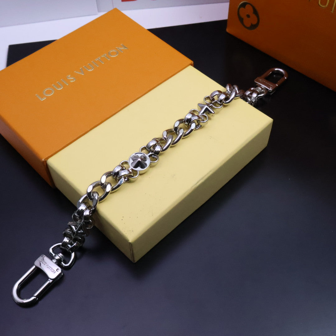 LuxluxHouse Best Quality Accessories Keychain Louis Vuitton