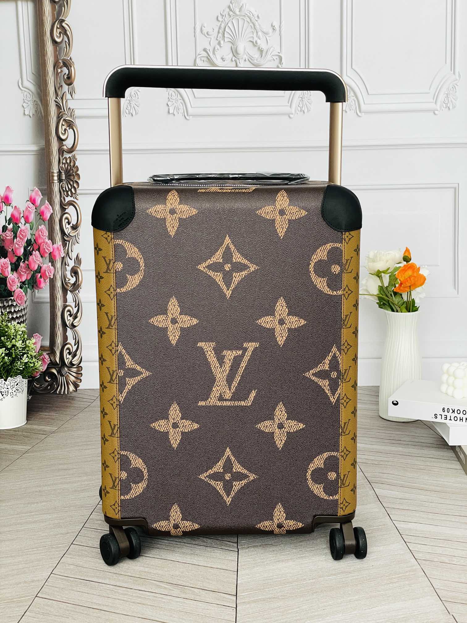 LuxluxHouse Best Quality Bags Luggage