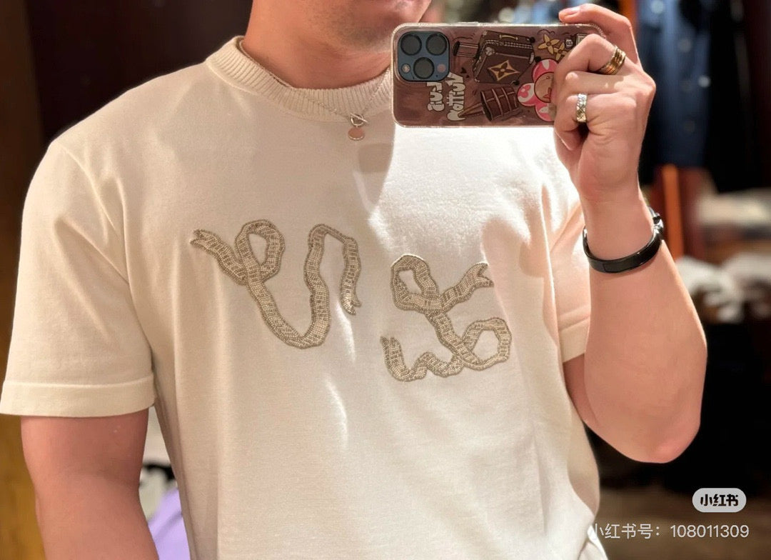 LuxluxHouse Best Quality Clothes T-shirt Louis Vuitton