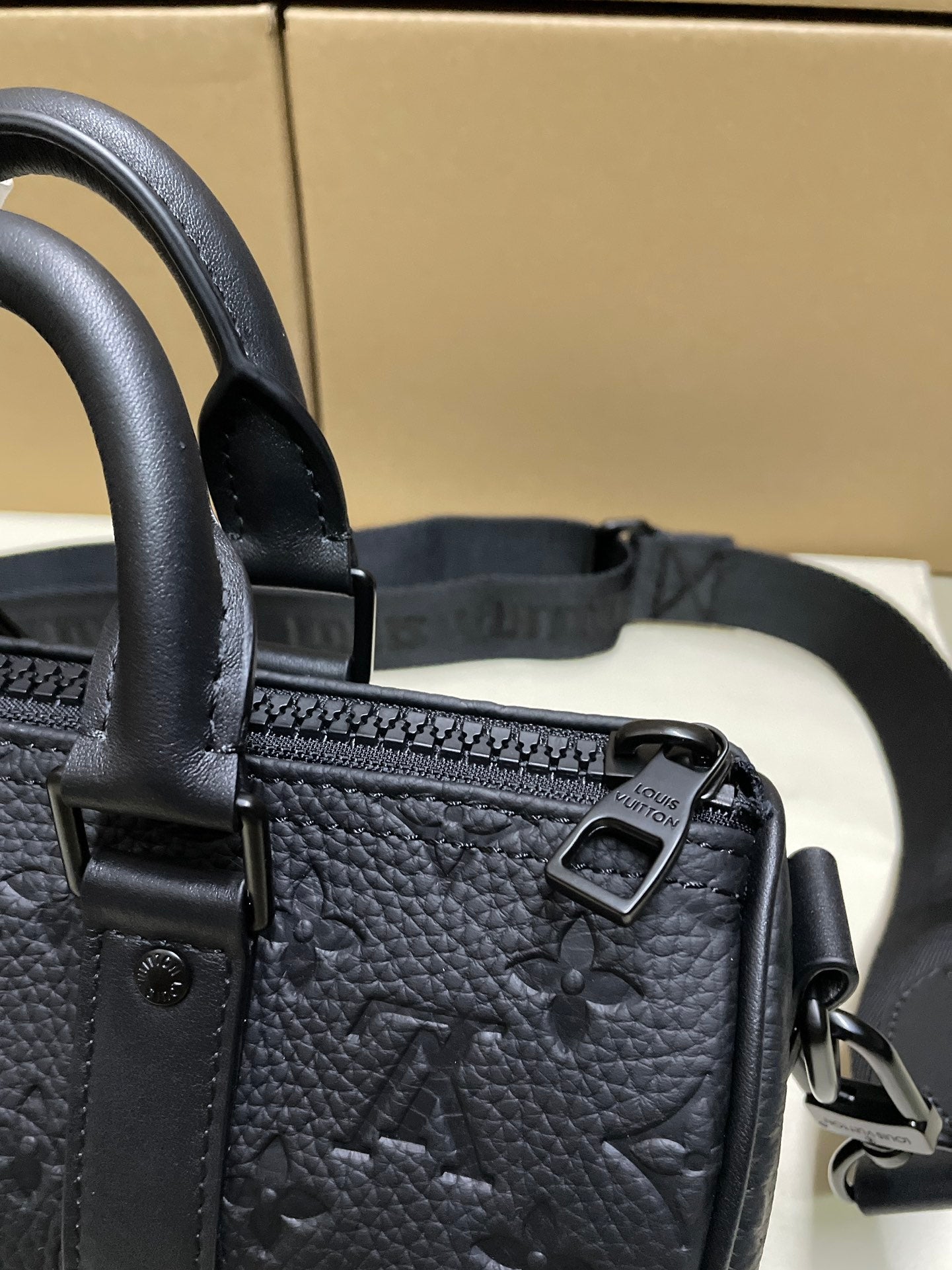 LuxluxHouse Best Quality Bags Louis Vuitton Women Men