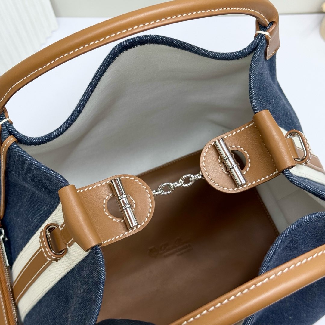 LuxluxHouse Best Quality Bags Loro Piana Women