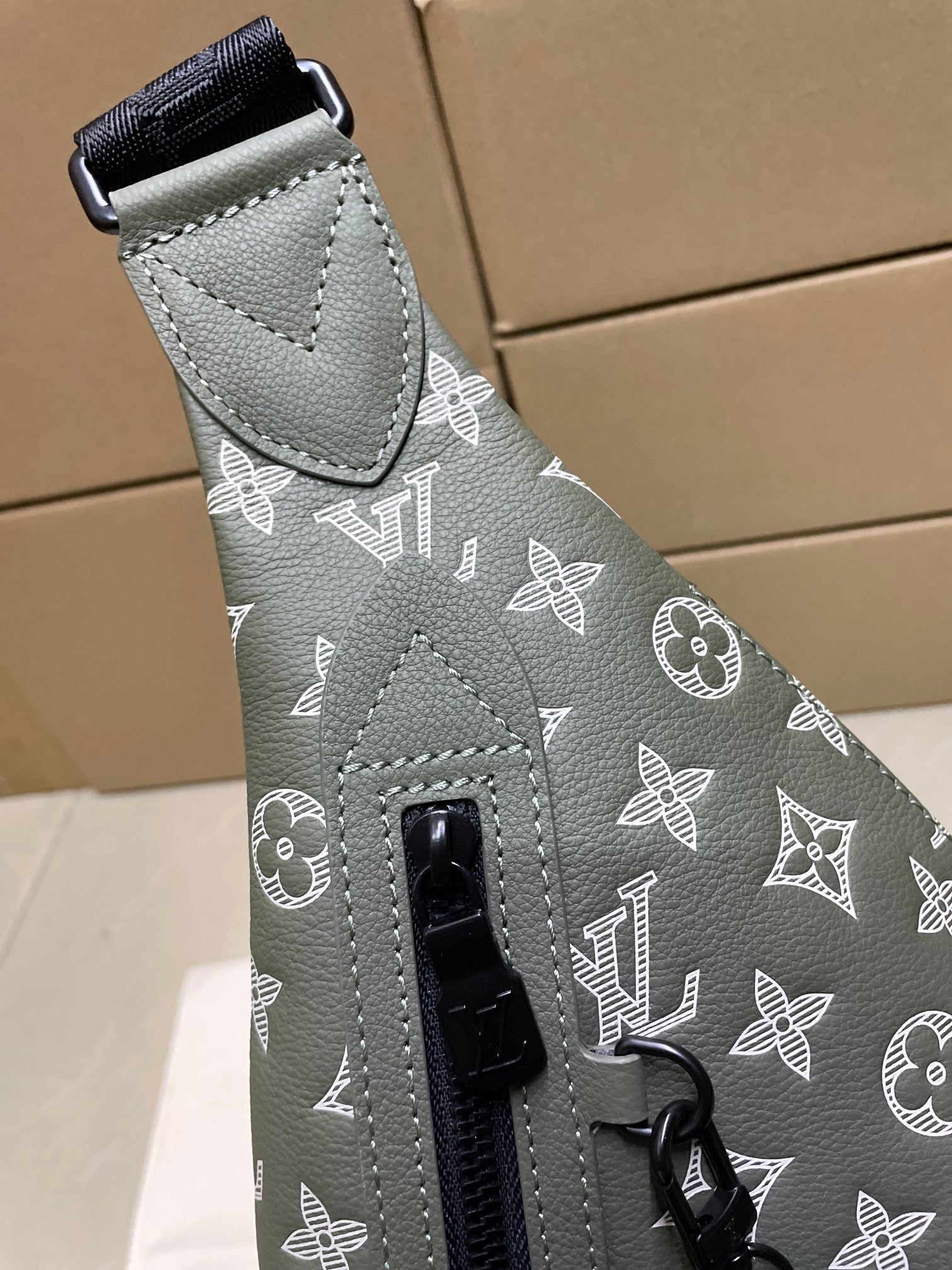 LuxluxHouse Best Quality Bags Louis Vuitton Men