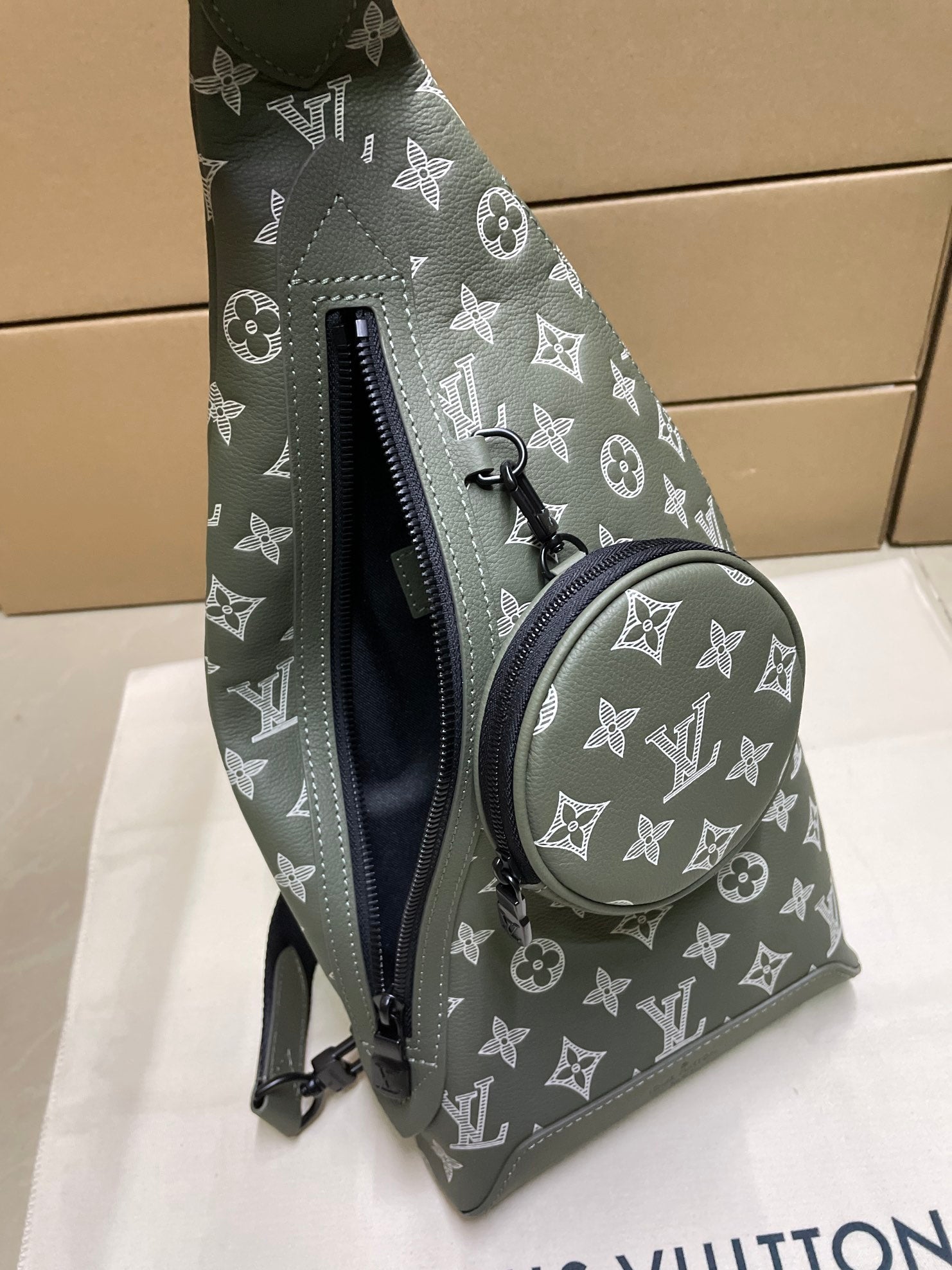 LuxluxHouse Best Quality Bags Louis Vuitton Men