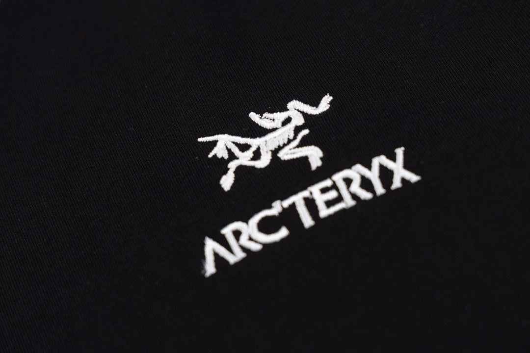 LuxluxHouse Best Quality Clothes T-shirt Arcteryx