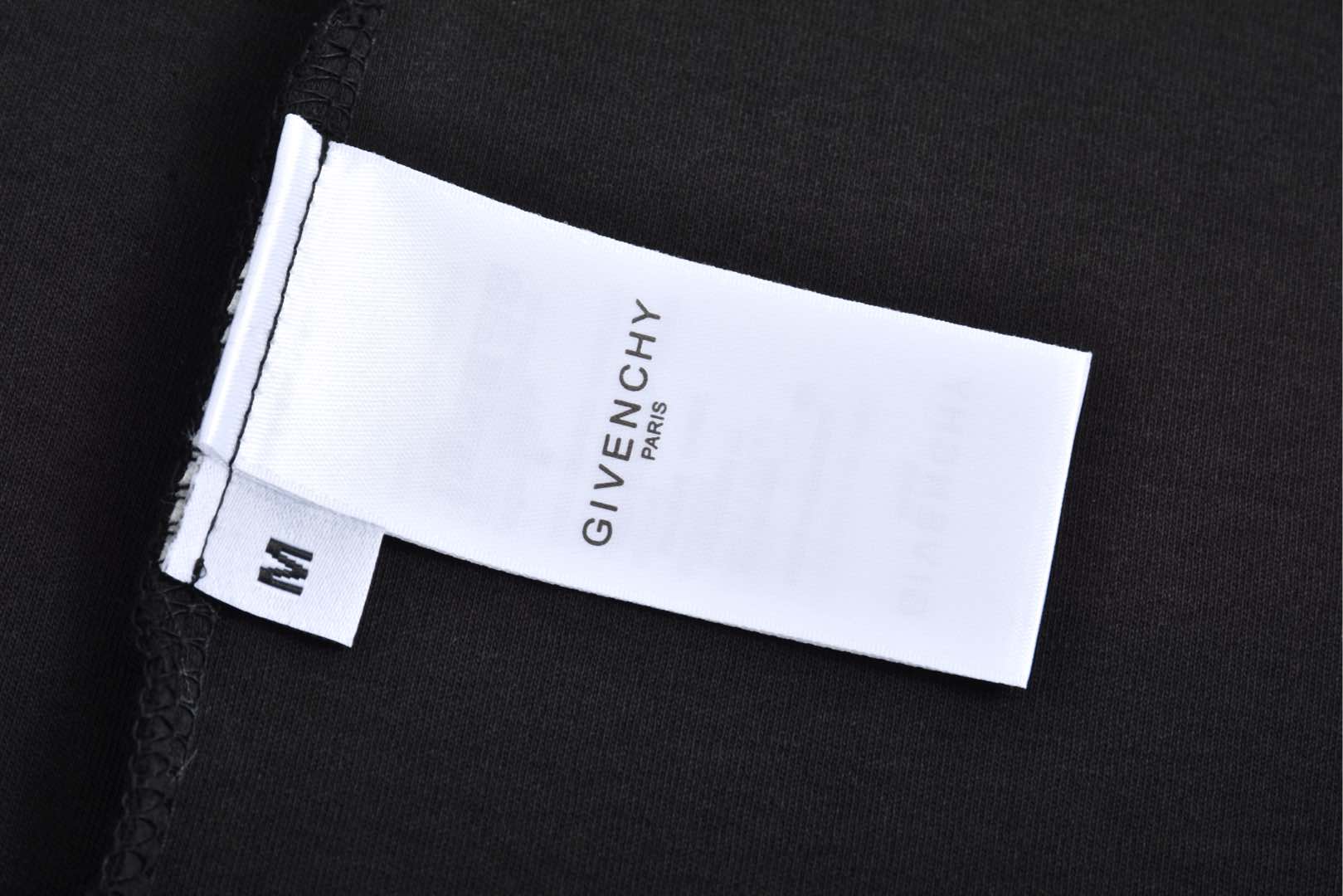 LuxluxHouse Best Quality Clothes Givenchy T-shirt