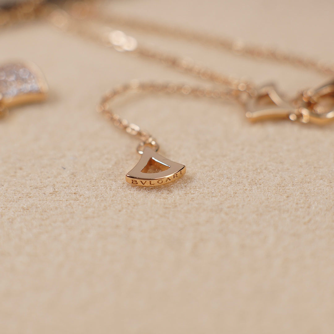LuxluxHouse Best Quality Accessories Necklace Bvlgari