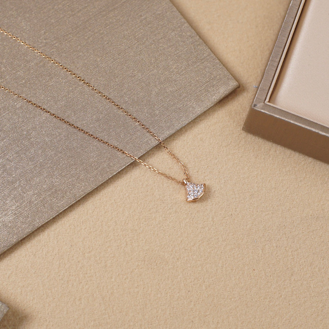 LuxluxHouse Best Quality Accessories Necklace Bvlgari