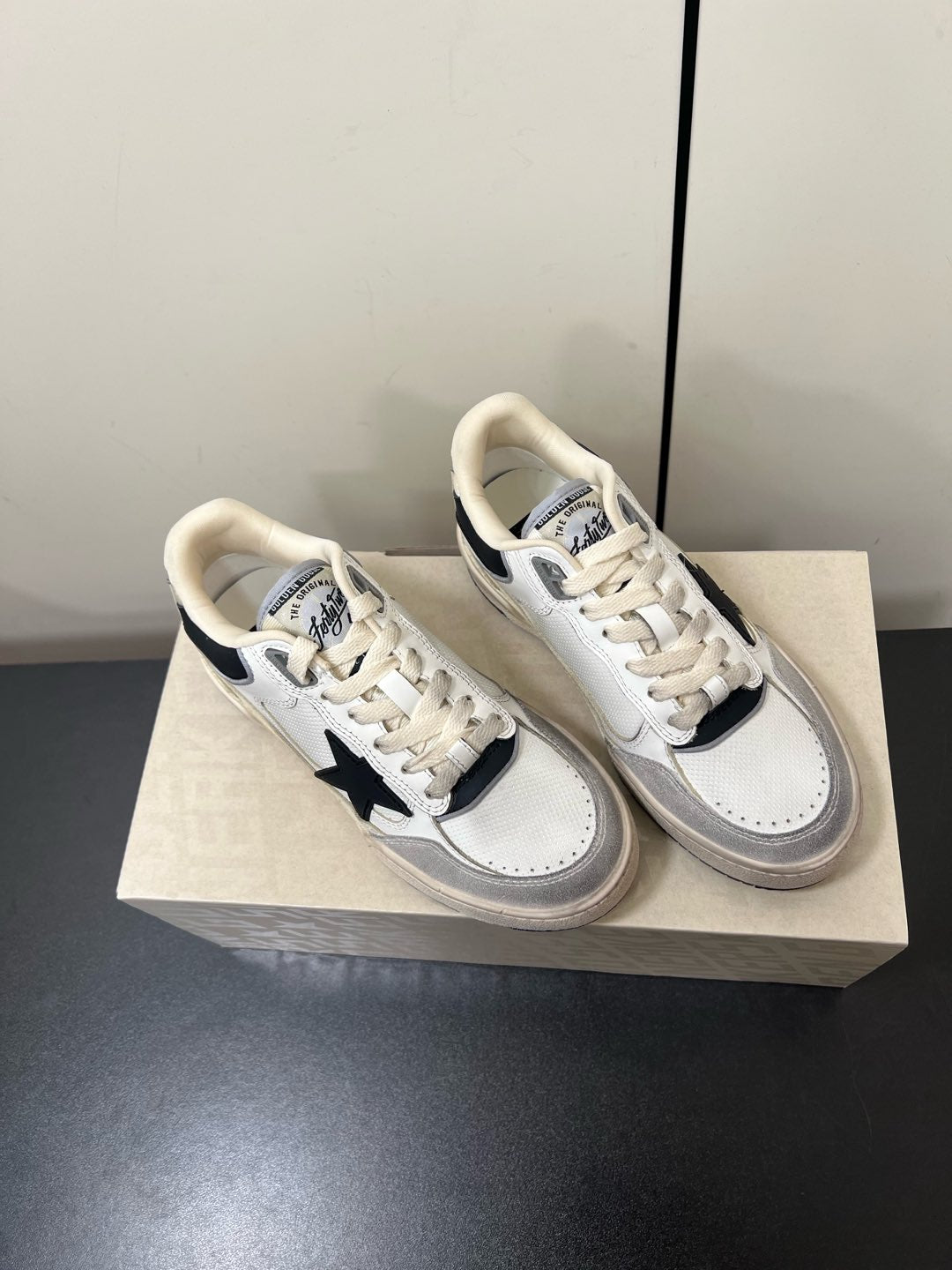 LuxluxHouse Best Quality Shoes Golden Goose