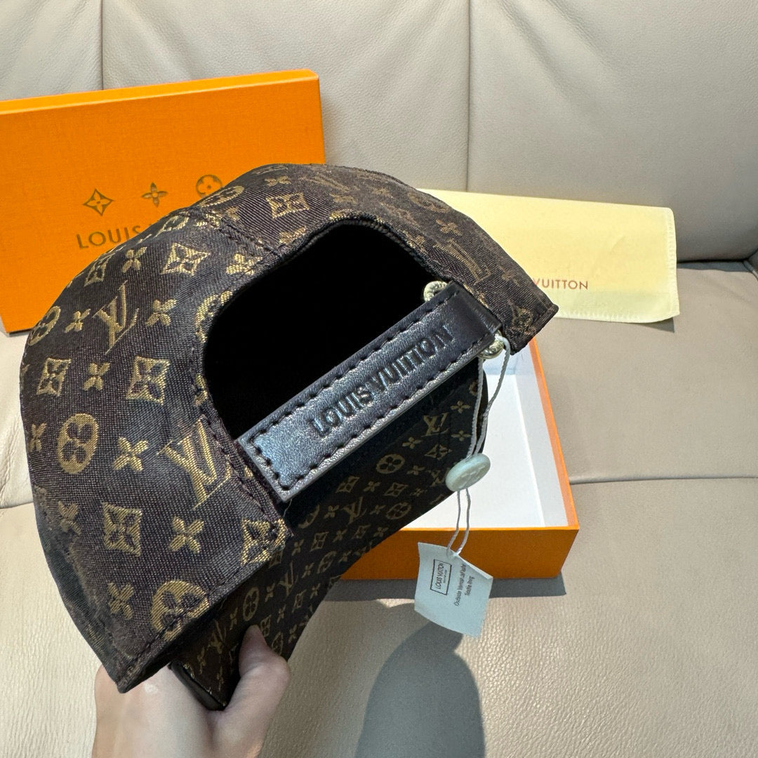 LuxluxHouse Best Quality Caps Louis Vuitton