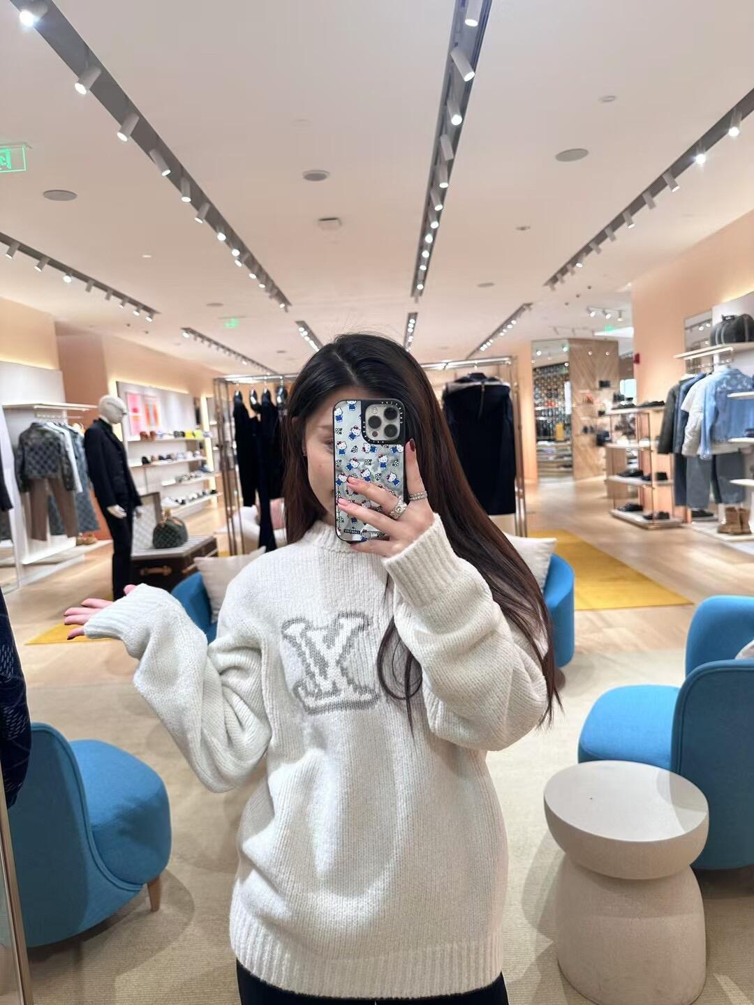 LuxluxHouse Best Quality Clothes Hoodie & Sweater Louis Vuitton