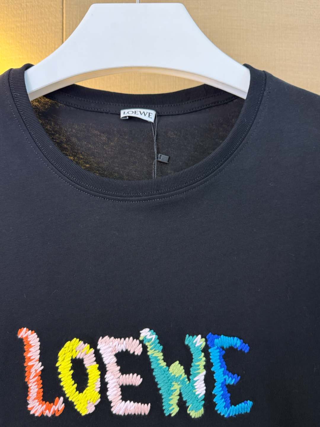 LuxluxHouse Best Quality Clothes T-shirt Loewe