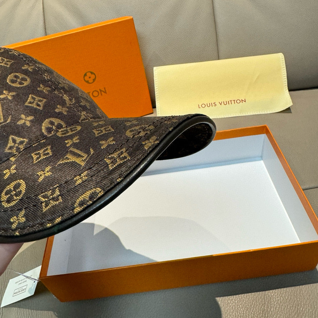 LuxluxHouse Best Quality Caps Louis Vuitton