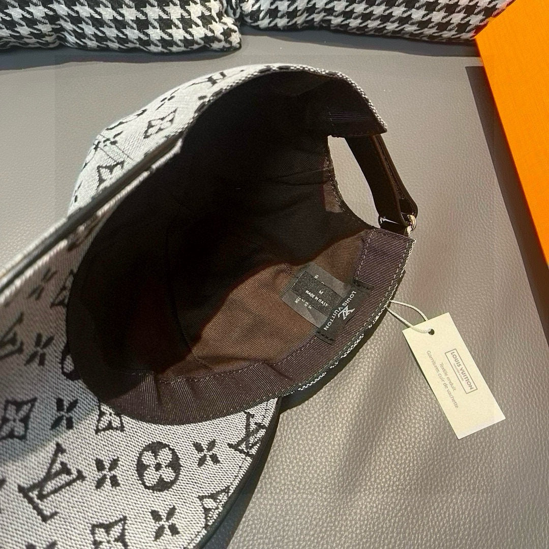 LuxluxHouse Best Quality Caps Louis Vuitton