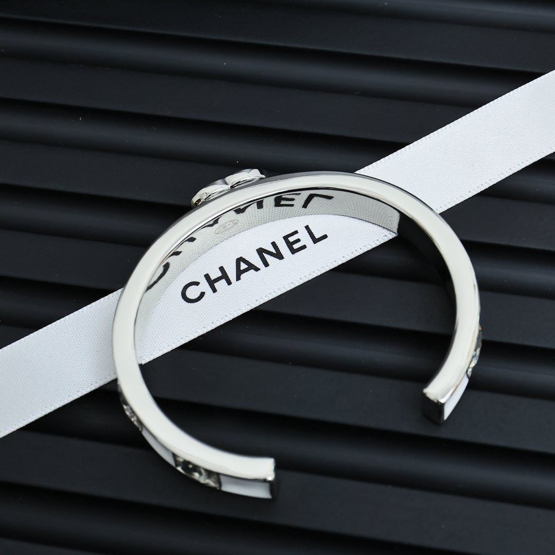 LuxluxHouse Best Quality Accessories Bracelet Bracelet Earrings Chanel Earrings