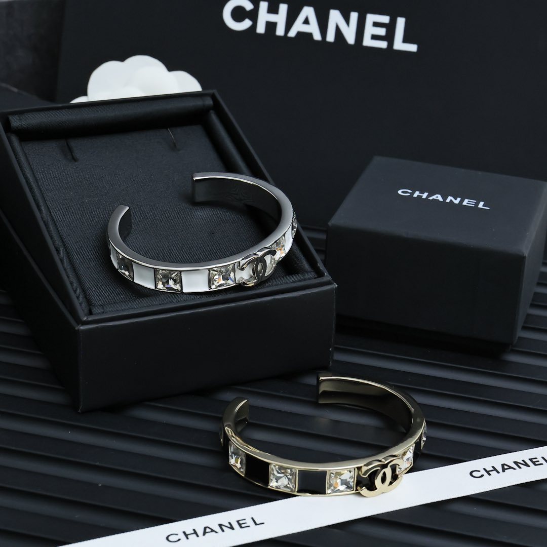 LuxluxHouse Best Quality Accessories Bracelet Bracelet Earrings Chanel Earrings