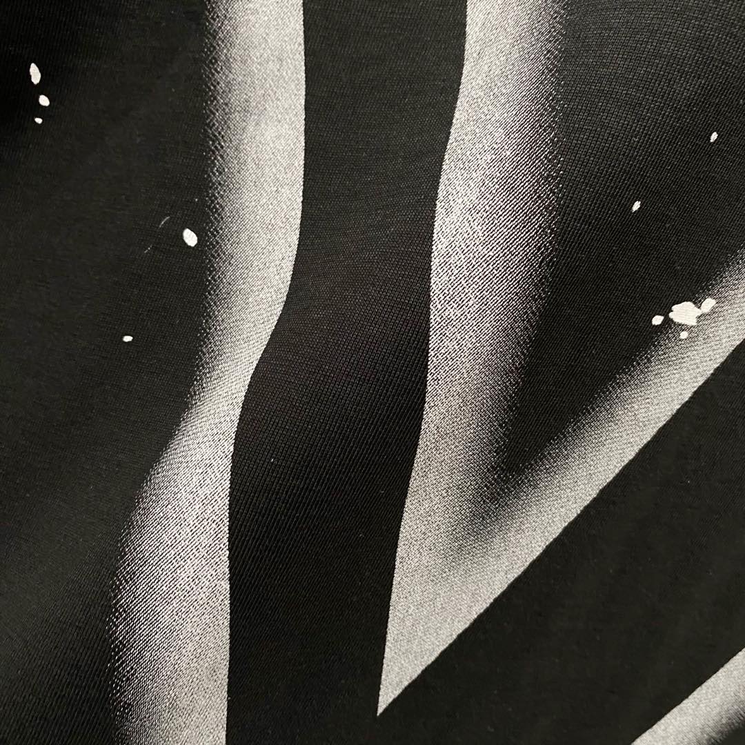 LuxluxHouse Best Quality Clothes Valentino T-shirt