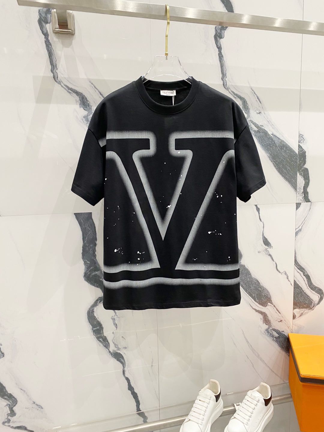 LuxluxHouse Best Quality Clothes Valentino T-shirt