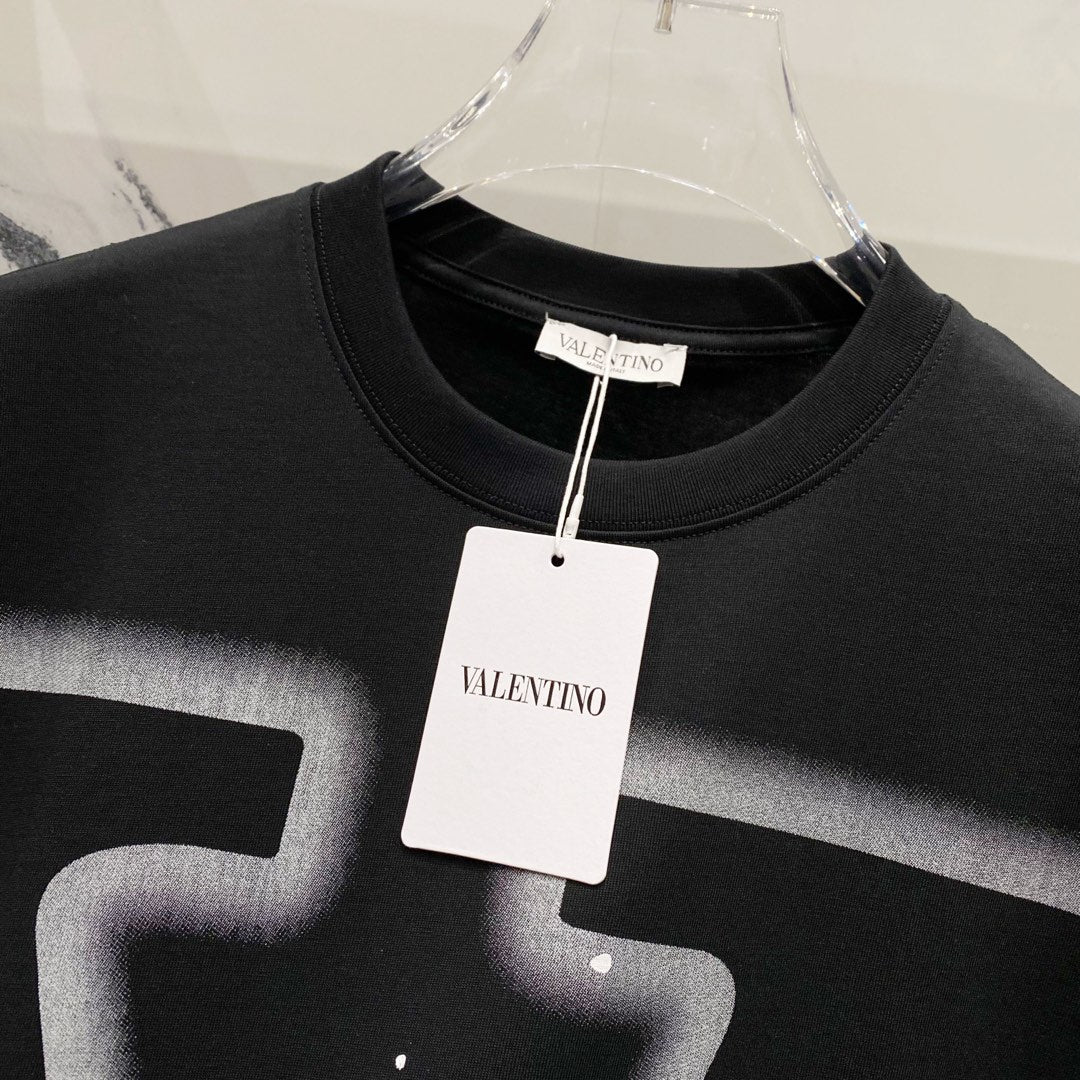 LuxluxHouse Best Quality Clothes Valentino T-shirt