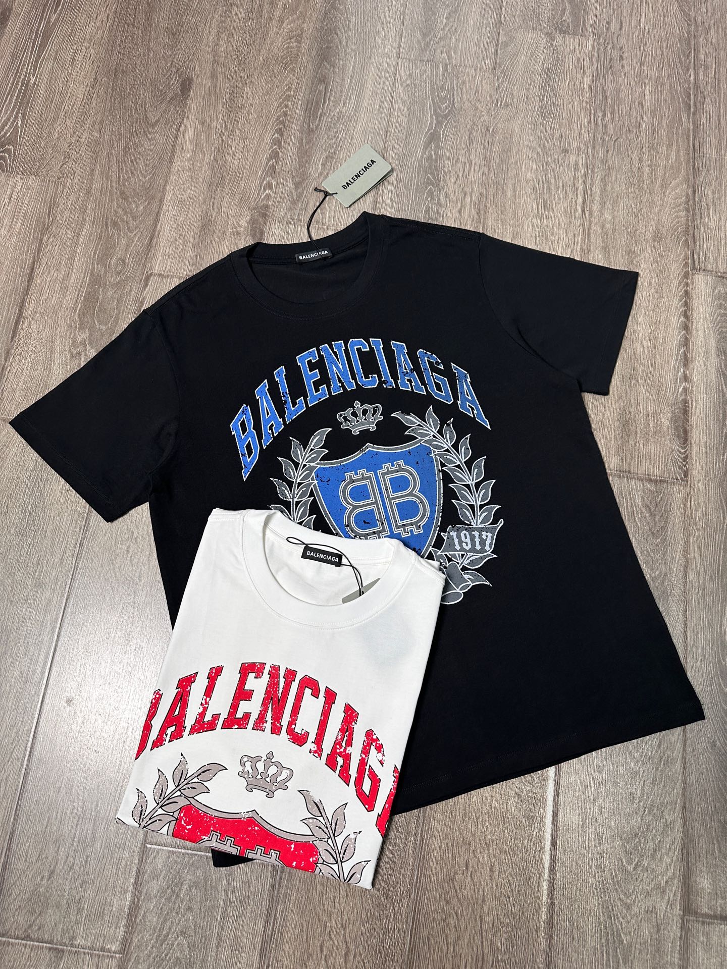 LuxluxHouse Best Quality Clothes Balenciaga T-shirt