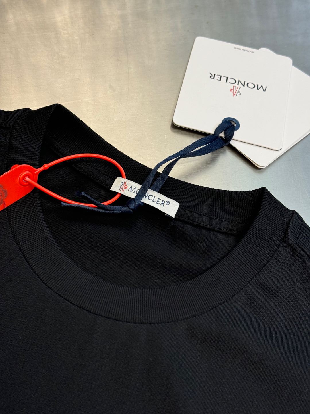 LuxluxHouse Best Quality Clothes T-shirt Moncler