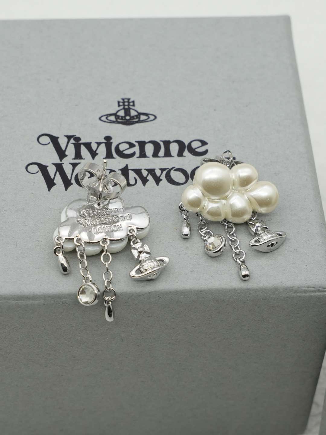 LuxluxHouse Best Quality Accessories Vivienne Westwood