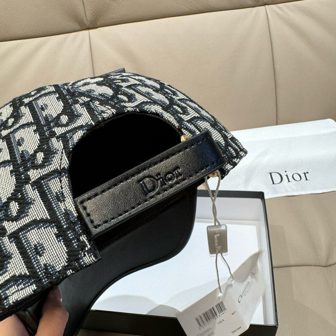 LuxluxHouse Best Quality Caps Dior