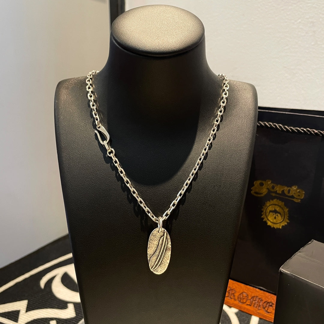 LuxluxHouse Best Quality Accessories Goros