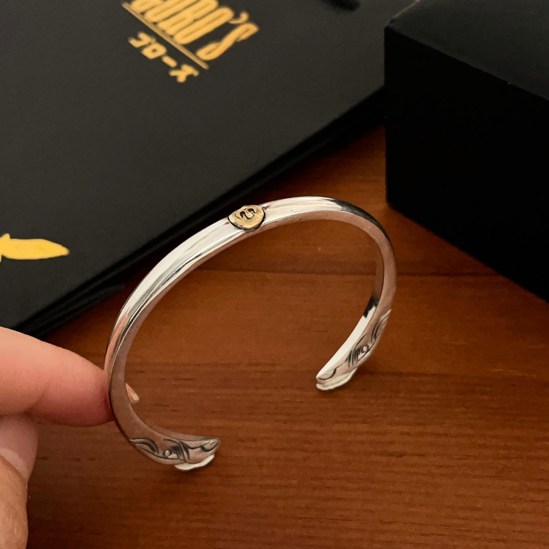 LuxluxHouse Best Quality Accessories Goros