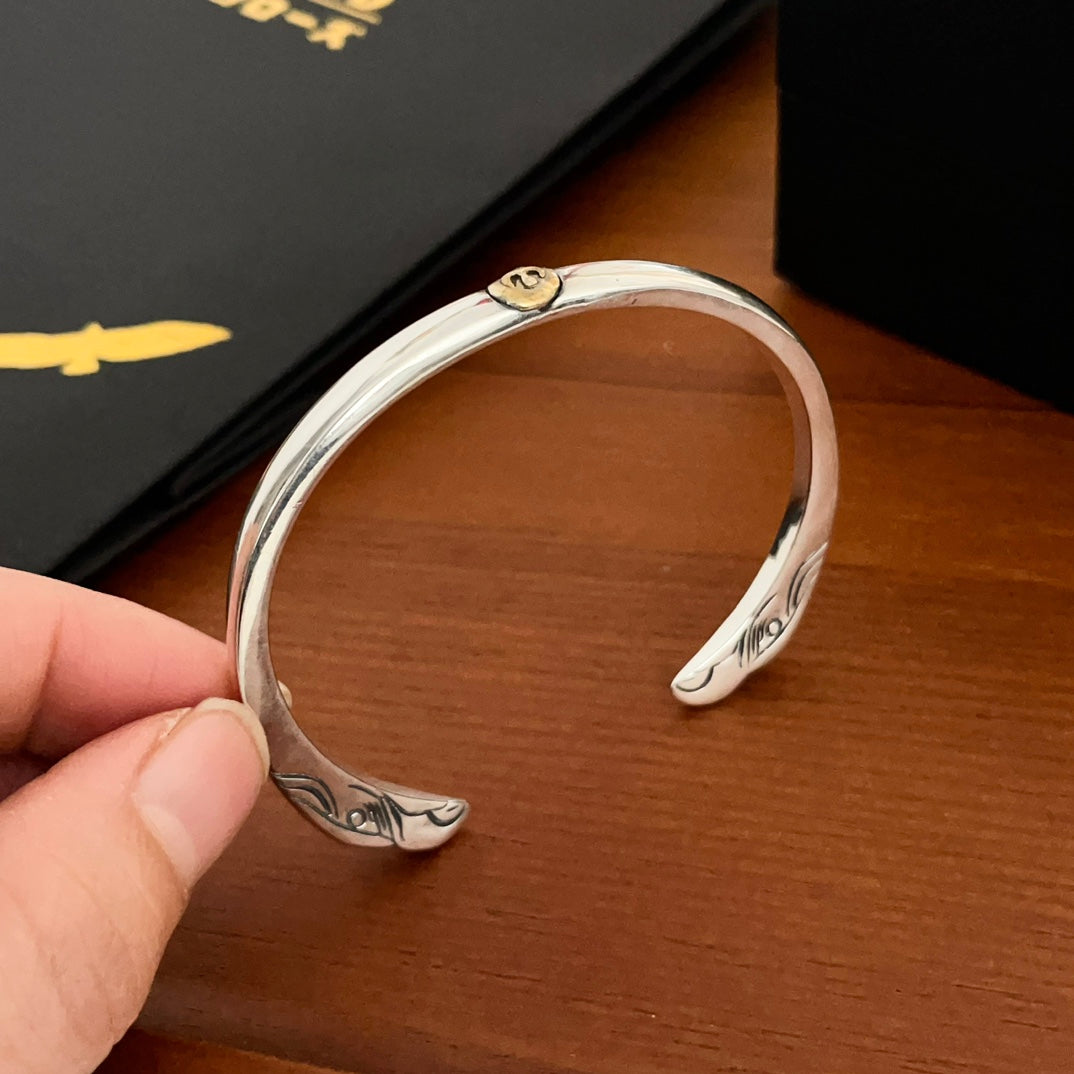 LuxluxHouse Best Quality Accessories Goros