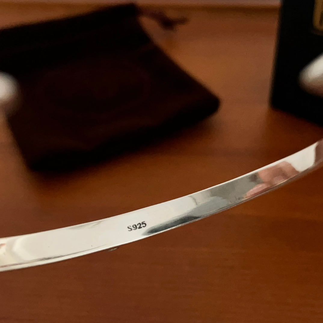 LuxluxHouse Best Quality Accessories Goros