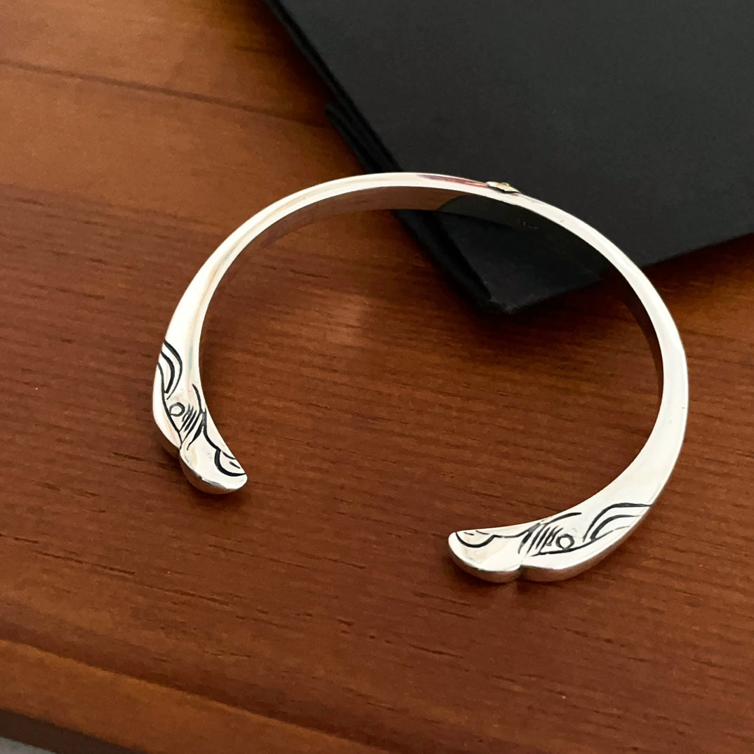 LuxluxHouse Best Quality Accessories Goros