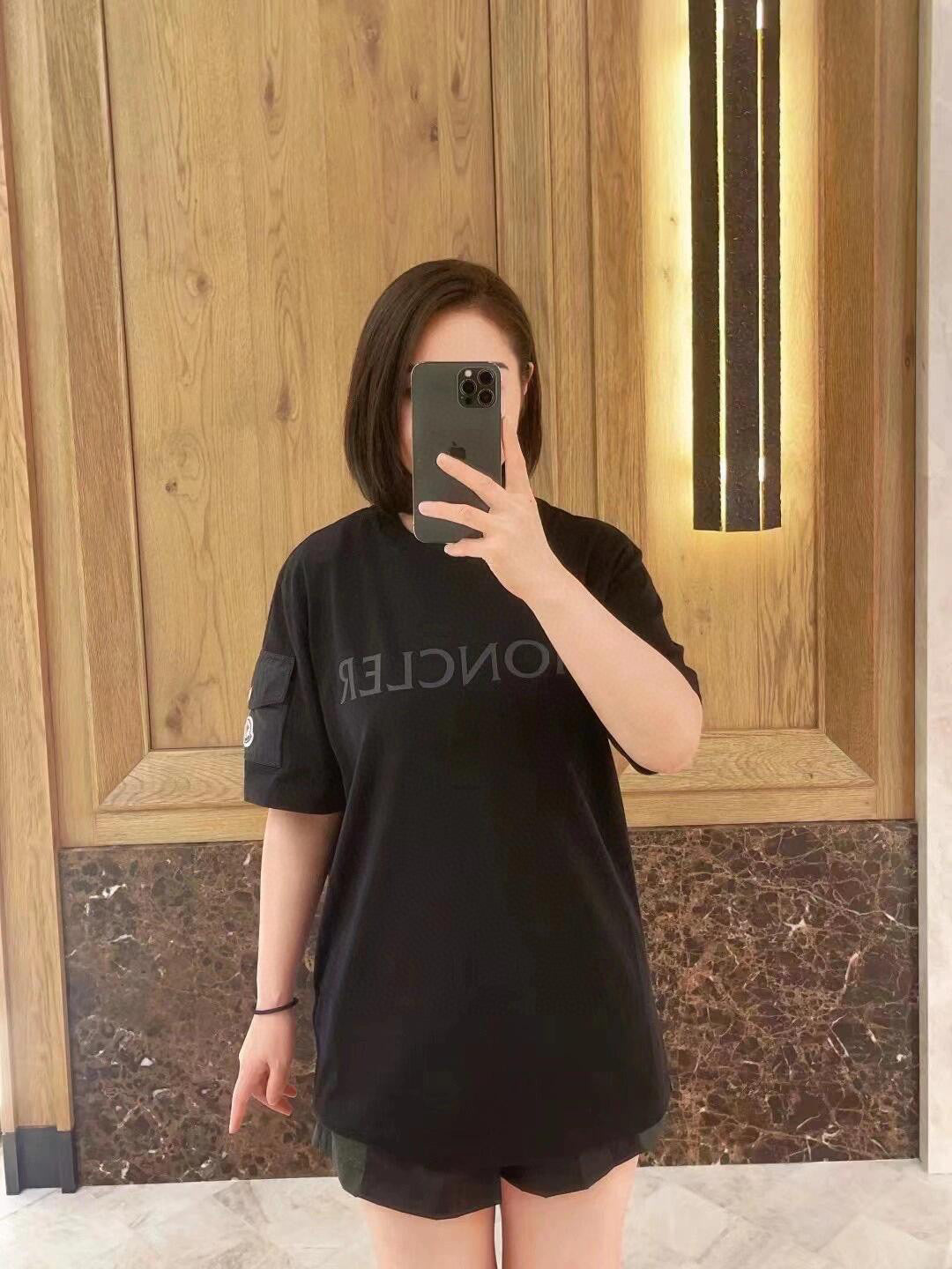 LuxluxHouse Best Quality Clothes T-shirt Moncler