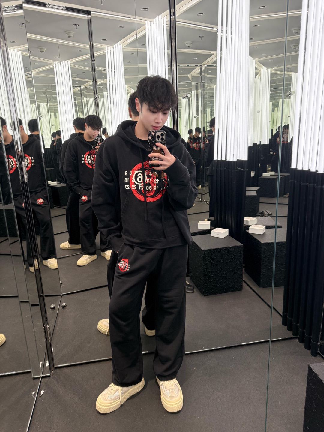 LuxluxHouse Best Quality Clothes T-shirt Chanel & Maison Margiela