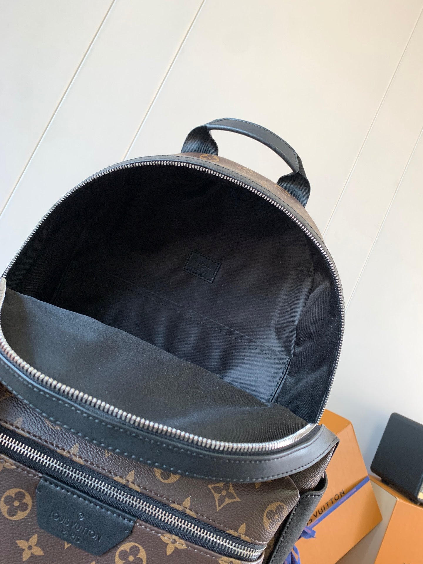 LuxluxHouse Best Quality Bags Louis Vuitton Men
