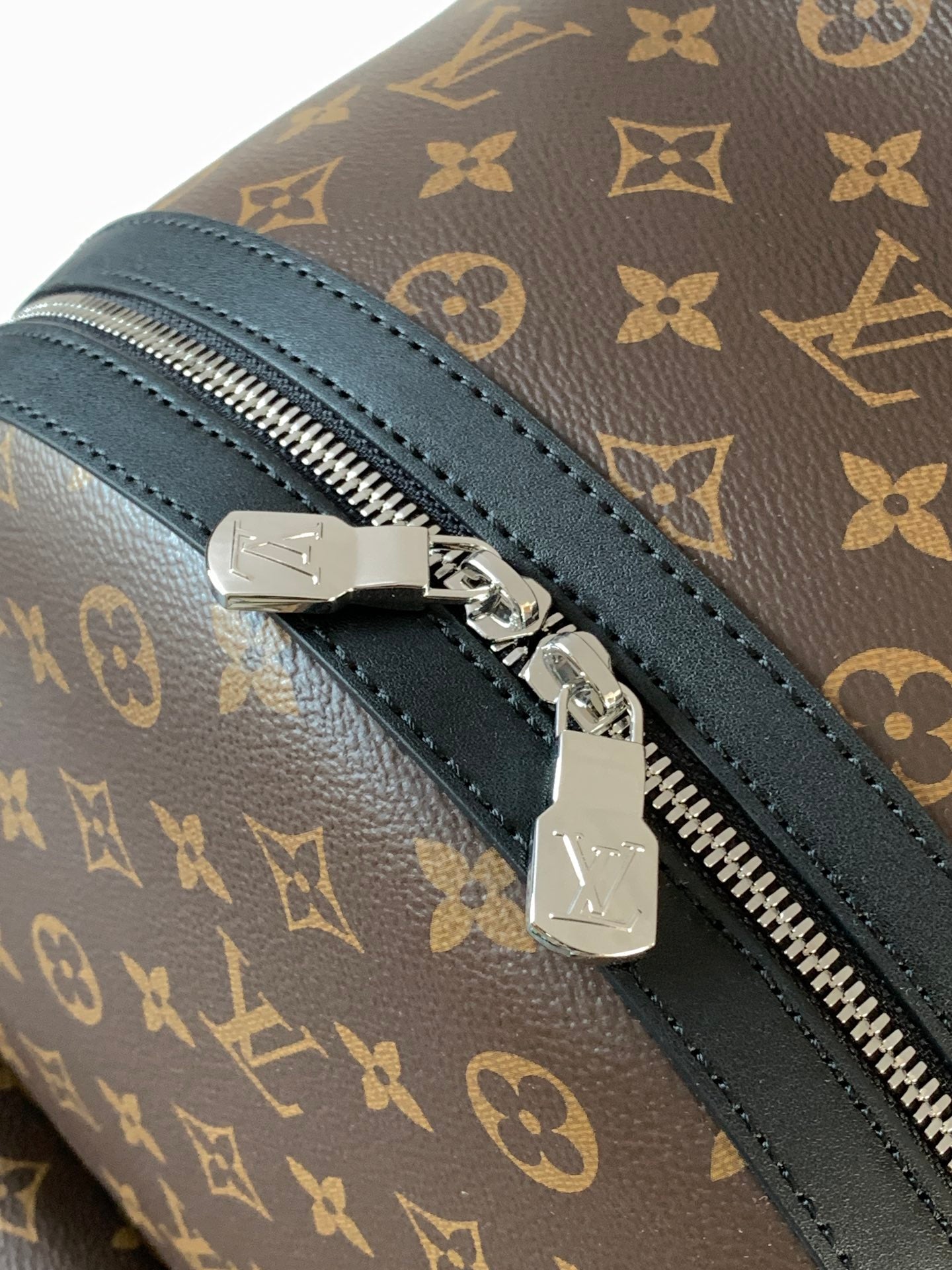 LuxluxHouse Best Quality Bags Louis Vuitton Men