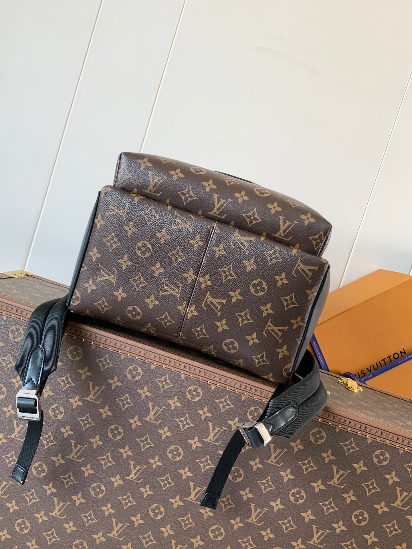 LuxluxHouse Best Quality Bags Louis Vuitton Men