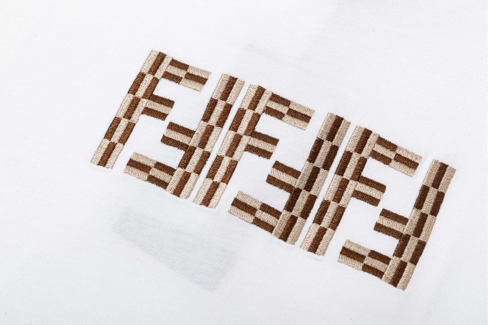 LuxluxHouse Best Quality Clothes Fendi T-shirt