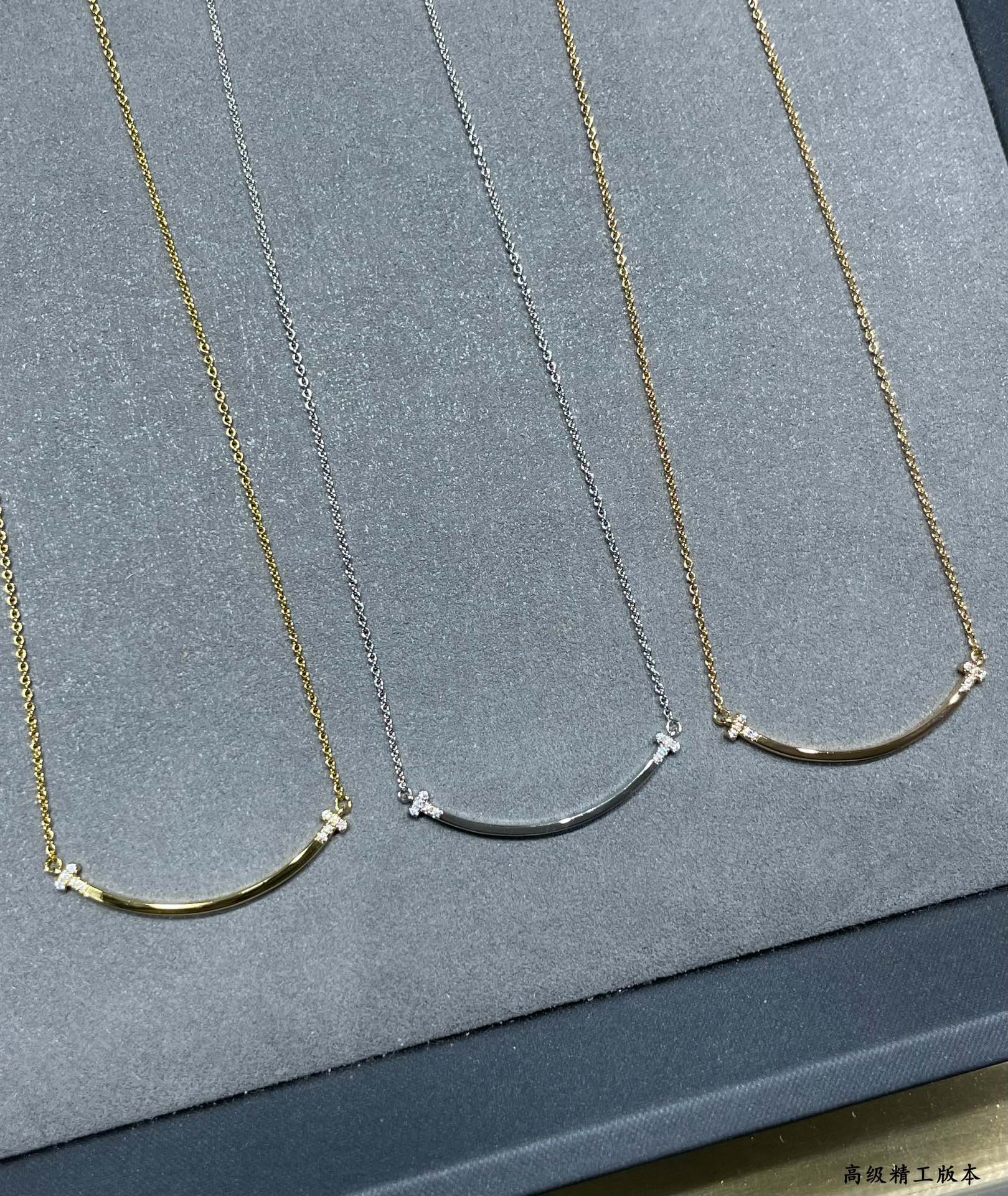 LuxluxHouse Best Quality Accessories Tiffany