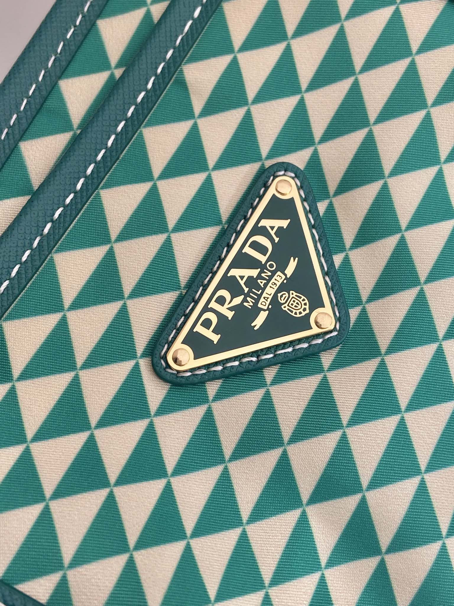 LuxluxHouse Best Quality Bags Prada Women