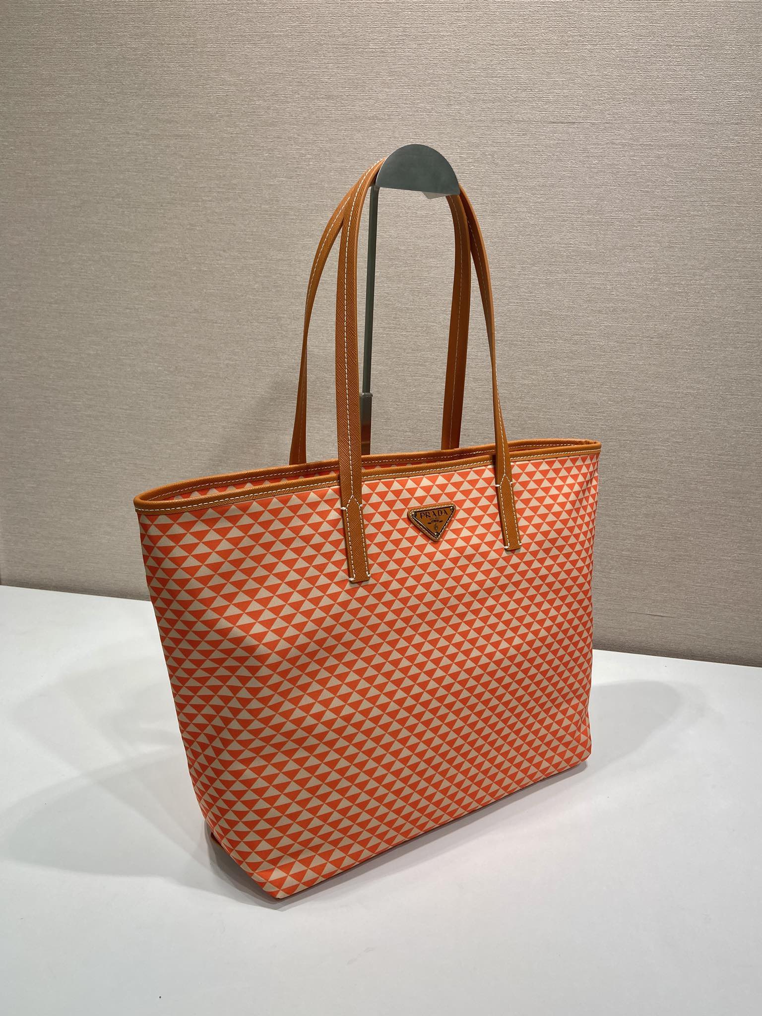 LuxluxHouse Best Quality Bags Prada Women