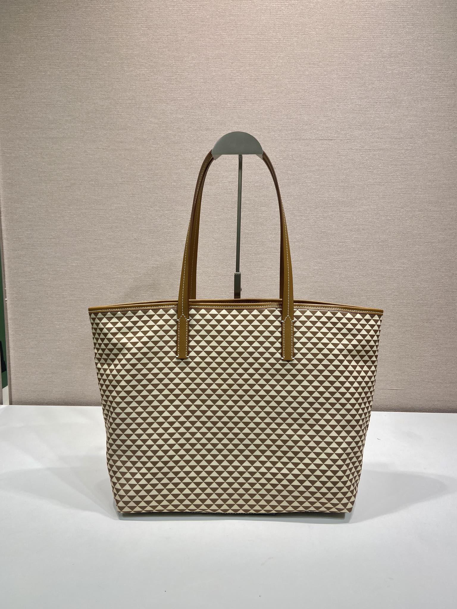 LuxluxHouse Best Quality Bags Prada Women