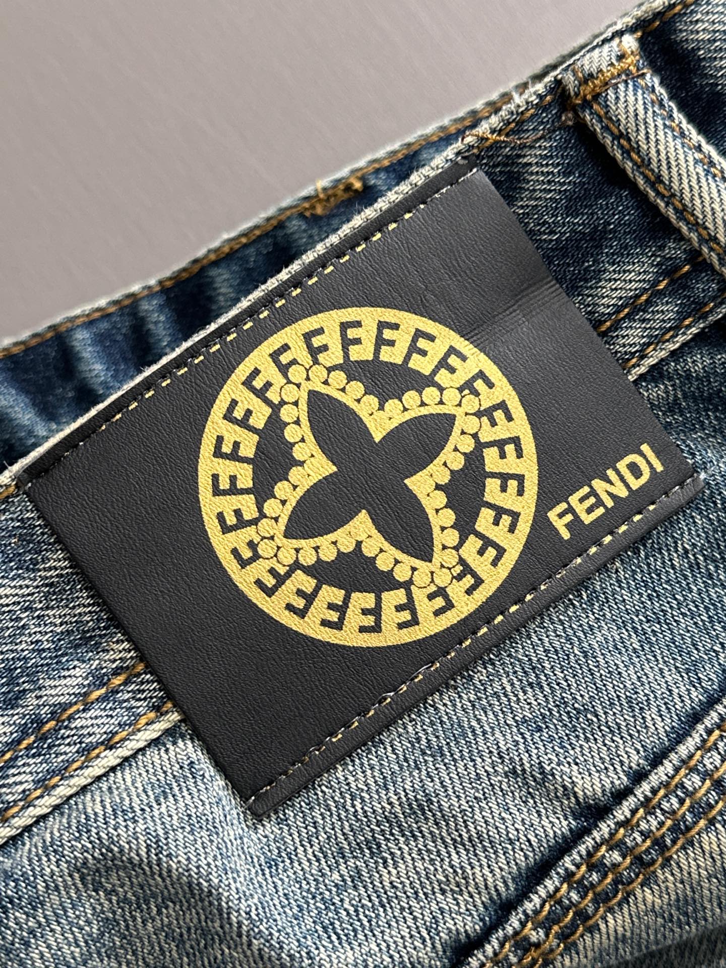 LuxluxHouse Best Quality Clothes Fendi Pants