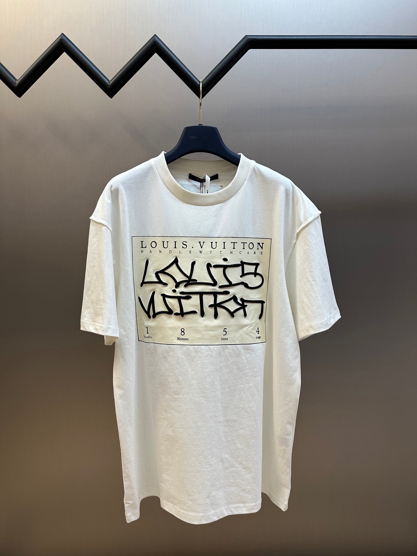 LuxluxHouse Best Quality Clothes T-shirt Louis Vuitton